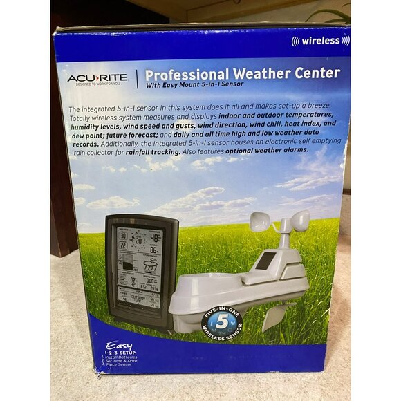 AcuRite Professional Weather Center With 5-In-1 Sensor Wireless Indoor/Outdoor T - Picture 2 of 9